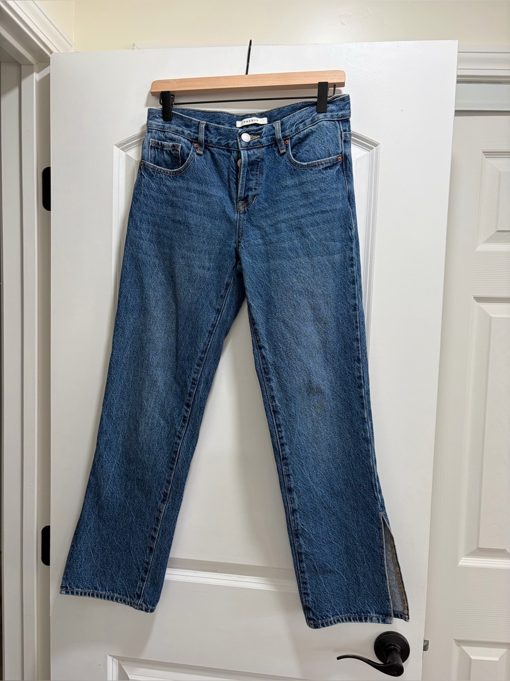 PacSun Straight Leg Side Slit Jeans Medium Wash Blue